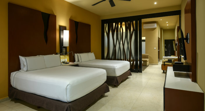 Oceanfront Three Bedroom Suite